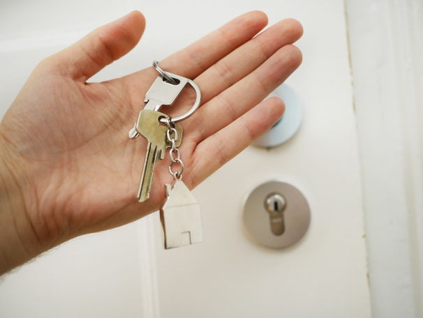 https://TonyC32.StopRentingStartOwning.com